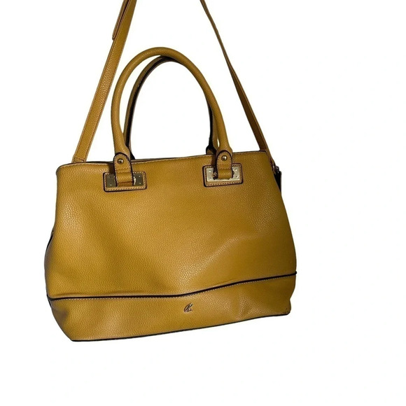 KATE and Alex Handbag - Picture 2 of 11